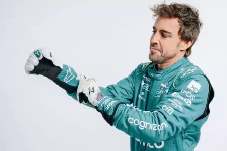 fernando-alonso-aston-martin