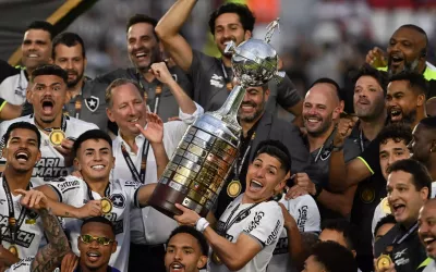 Botafogo celebrando o título de Copa Libertadores 2024