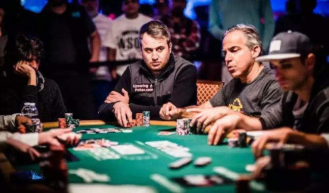 A importância de uma boa primeira experiência em grandes torneios de poker  ao vivo