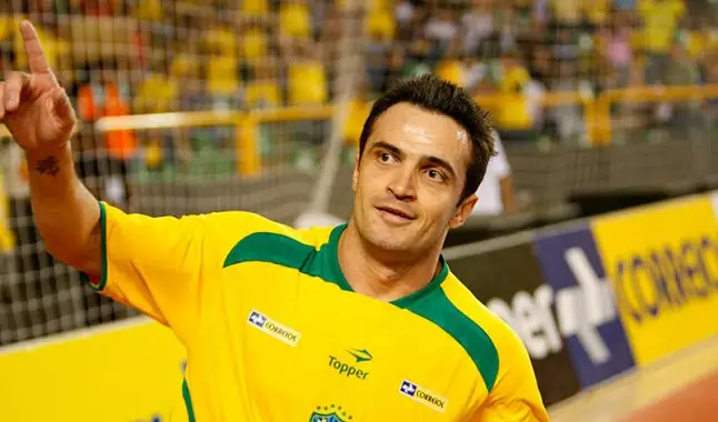 Os 10 melhores jogadores de futsal do mundo na história